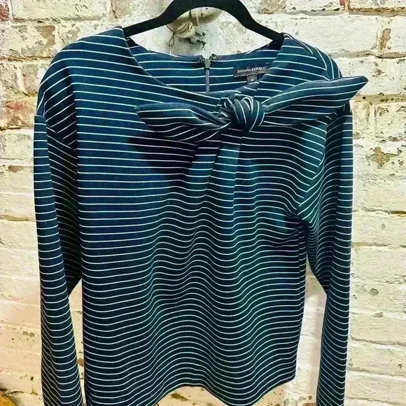 BANANA REPUBLIC striped long sleeved shirt in navy and white with bow at neck. - Picture 2 of 3